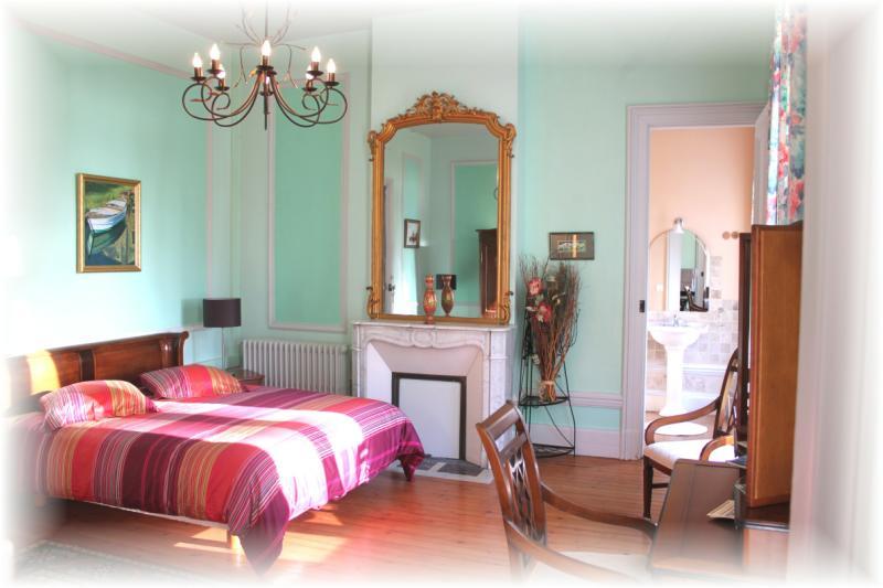 Chateau Des Saveurs Saint-Sauveur-d'Emalleville Номер фото